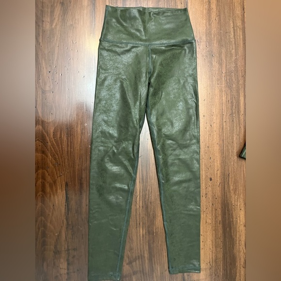 Offline By Aerie High Waist Olive Crackle Set Size Small Activewear Athleisure - Picture 10 of 15